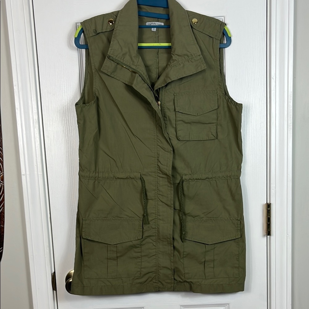 Charlotte Russe army green dress or jacket size medium. Sleeveless, full zipper